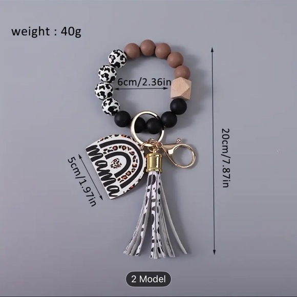 ⭐️Leopard Print Mama Keychain with Beads - Picture 3 of 3